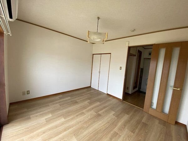 居室・リビング　※現況優先