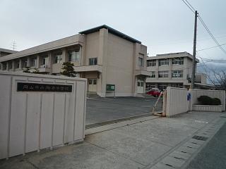 中学校　岡山市立御南中学校（中学校）まで570m