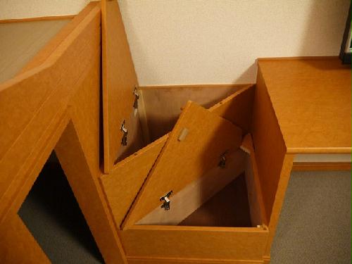 収納　ハイベッド階段部分にも収納できます