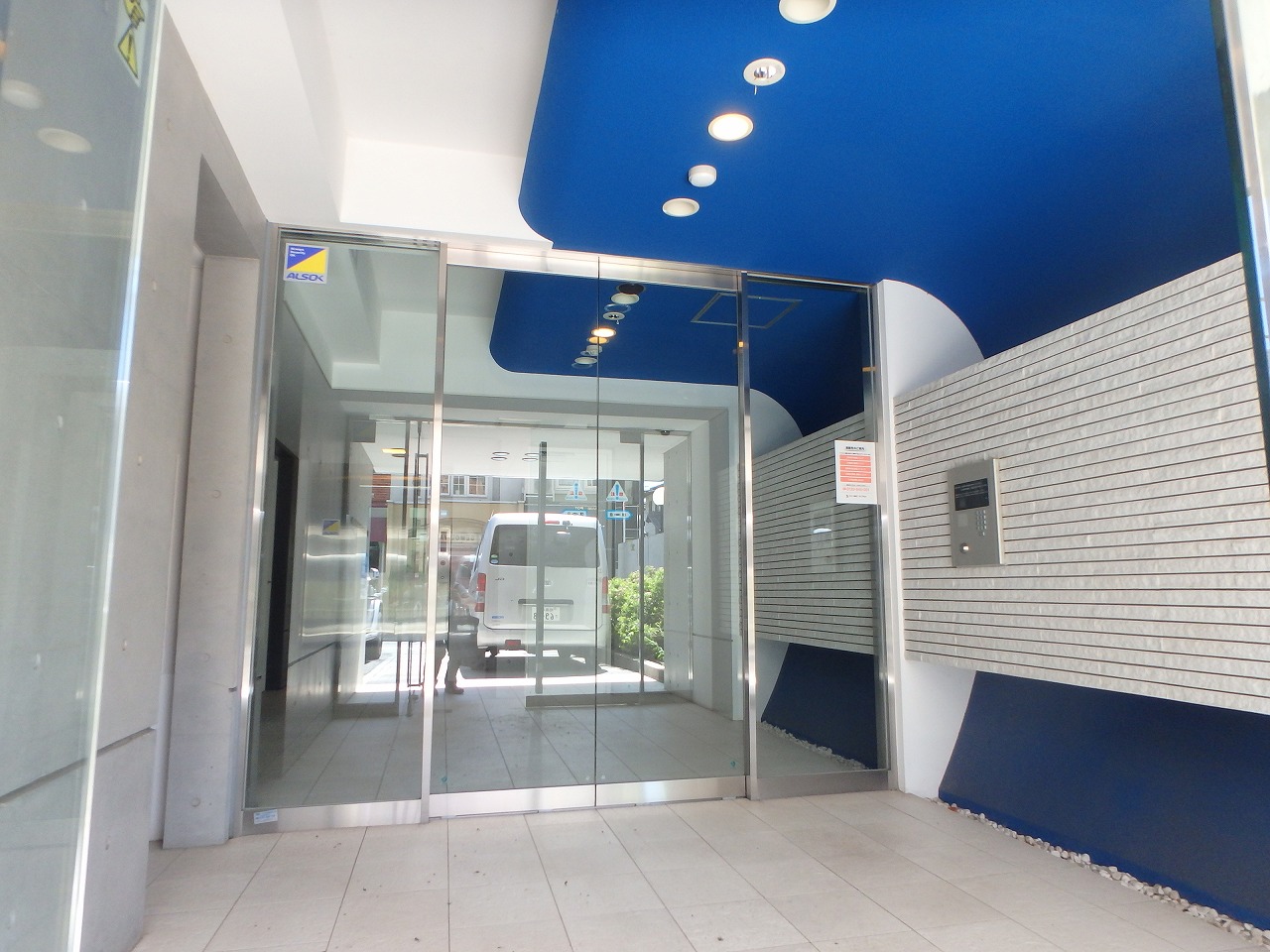 エントランス　■なんか、ステキ。。。