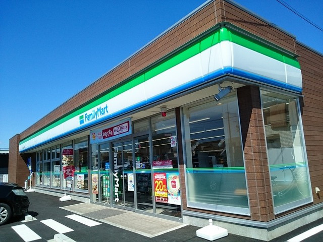 コンビニ　ファミリーマート浜松上島五丁目店（コンビニ）まで460m