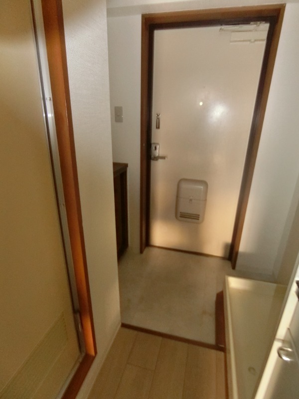 ドミール北一社の玄関写真
