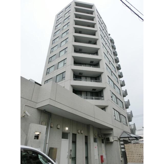 江戸川区南小岩のマンションの建物外観