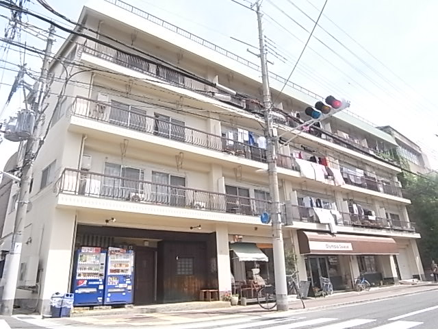 大克マンションの建物外観