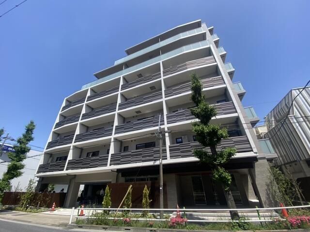 【板橋区坂下のマンションの建物外観】