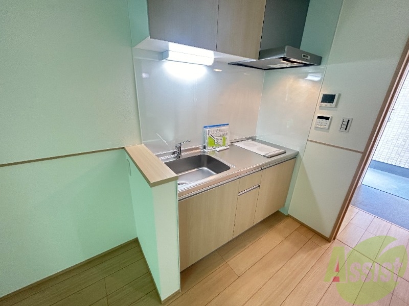 キッチン　キッチンには作業場もあります。料理も捗りますね。