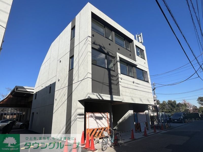 町田市小川のマンションの建物外観