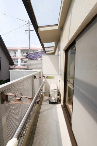 バルコニー　メゾン長束西204