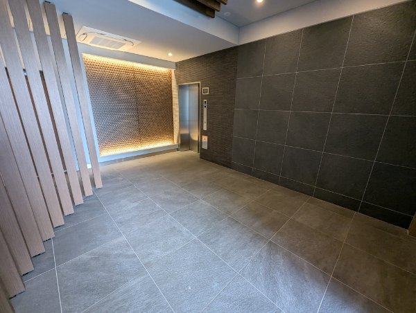 ロビー　建物の内部です