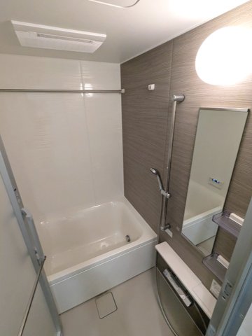 バス・シャワールーム　追焚オートバス、浴室換気乾燥機