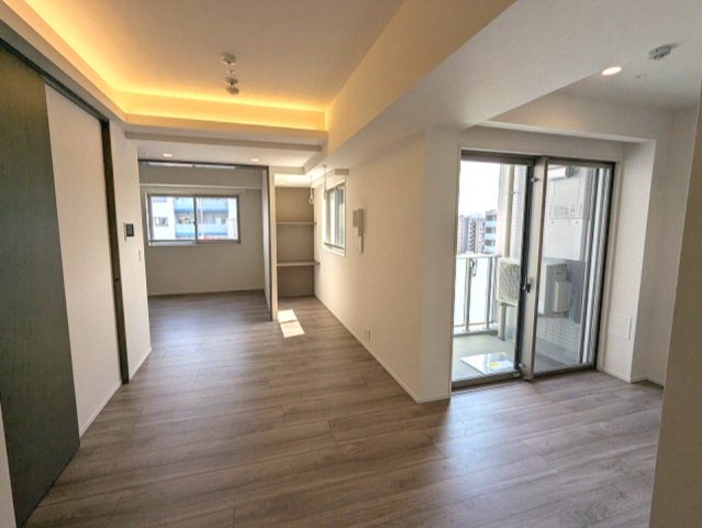 居室・リビング　インターネット無料、ペット可、角部屋、洋室の隣にデスクワーク