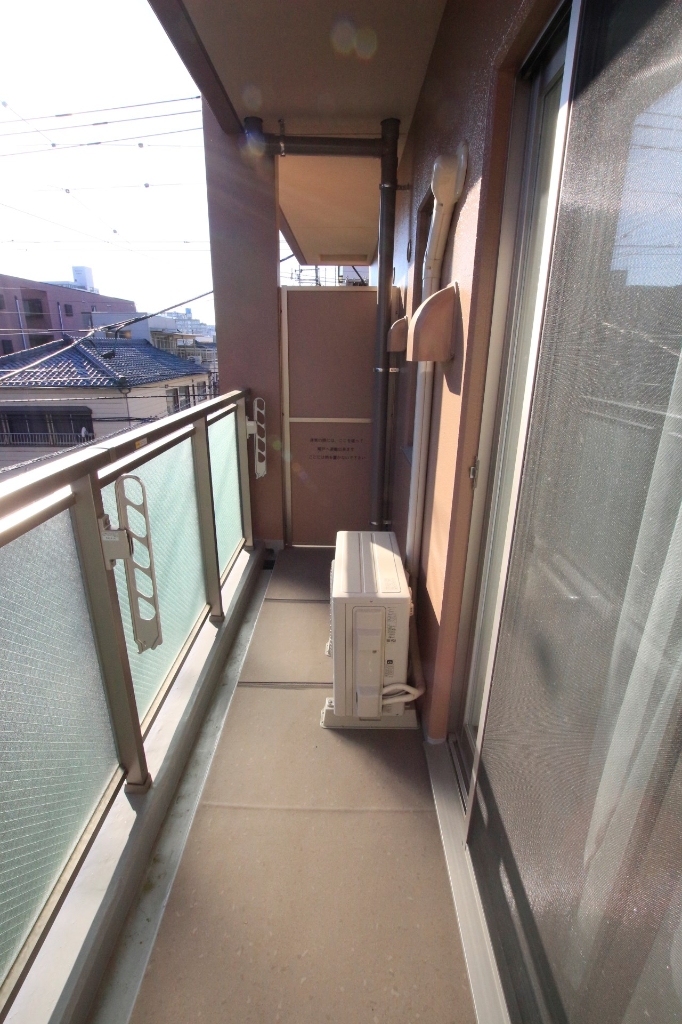 バルコニー　南向きのベランダ