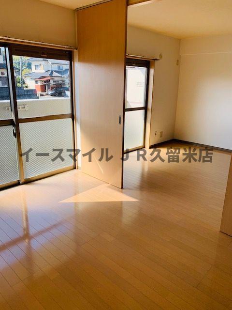 居室・リビング　ゆったりとした居間です