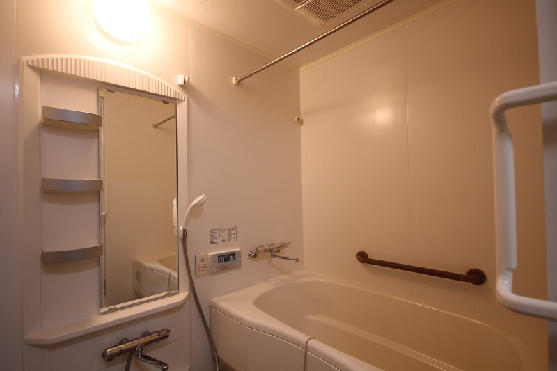 バス・シャワールーム　写真は類似です。