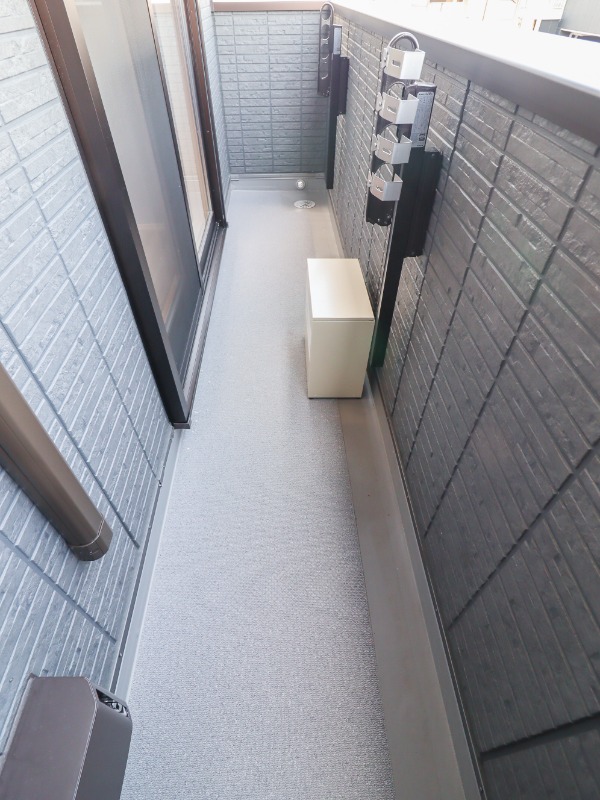 バルコニー　図面と現状に相違がある場合には現状を優先