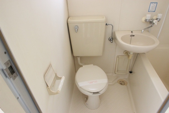 トイレ　※別部屋の写真です