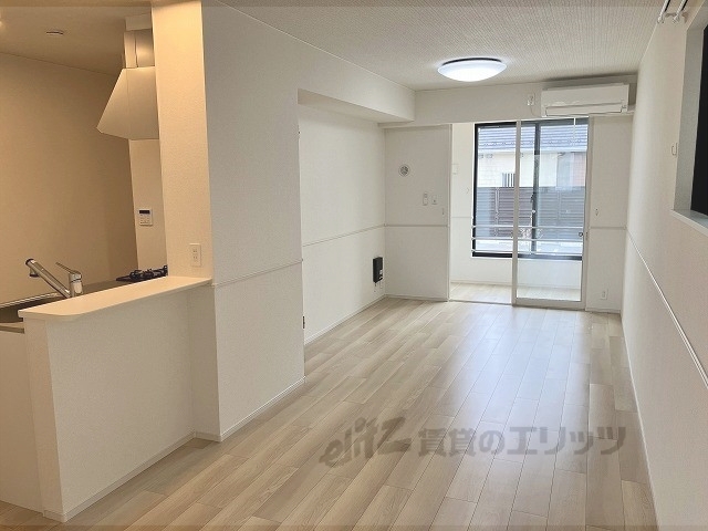 居室・リビング　リビング