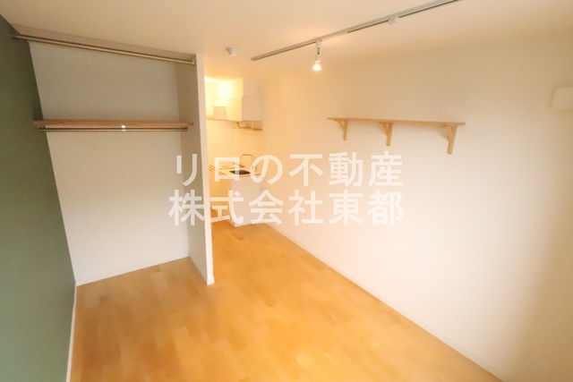 その他部屋・スペース　窓から暖かな日差しが入ります♪