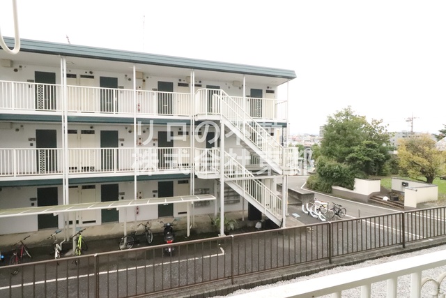 眺望　お部屋からの景色です！圧迫感がないので暮らしやすい♪