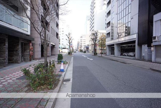 コンビニ　セブンイレブン（コンビニ）まで220m