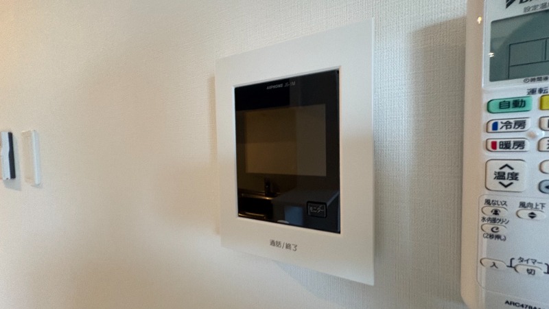 セキュリティ　モニター付きインターホン