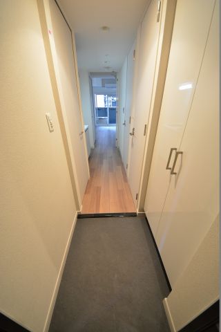 玄関　プレサンス松屋町駅前　玄関