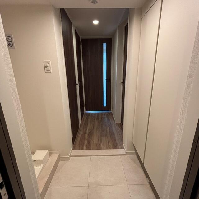 玄関　※写真は同タイプ住戸です。?