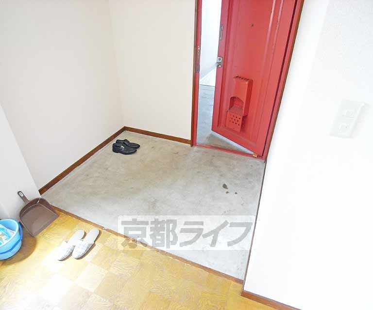 玄関　玄関です。