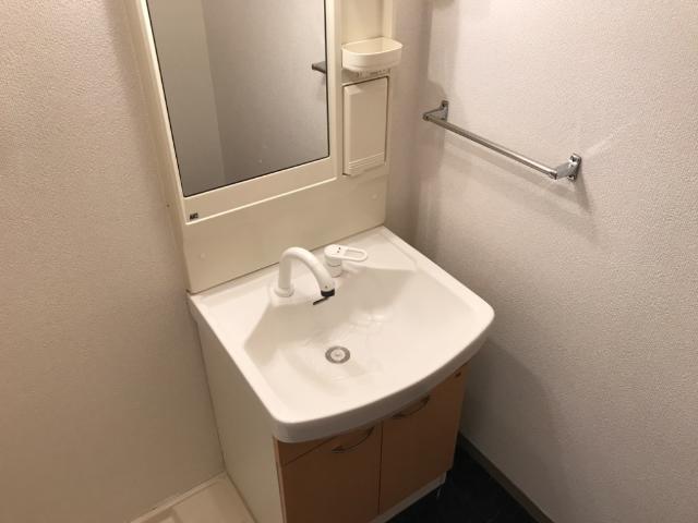 洗面設備　洗髪洗面化粧台