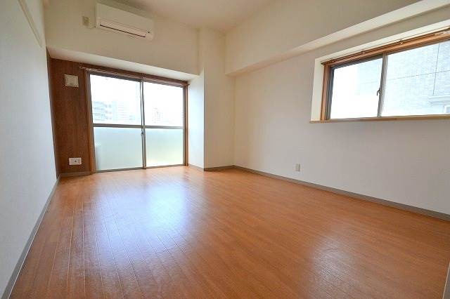 その他部屋・スペース　広々洋室10帖