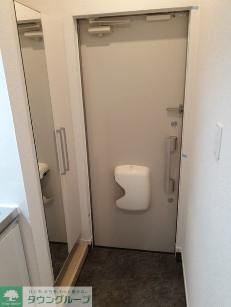 玄関　洗面