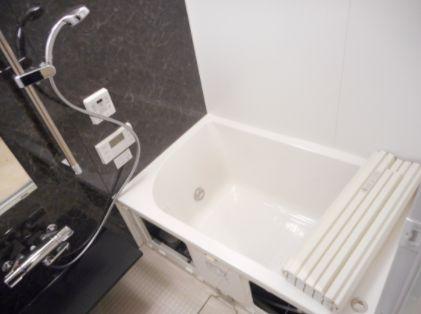 バス・シャワールーム　プレサンス松屋町駅前デュオ　浴室換気乾燥暖房機付バスルーム