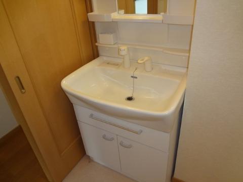 洗面設備　洗髪洗面化粧台