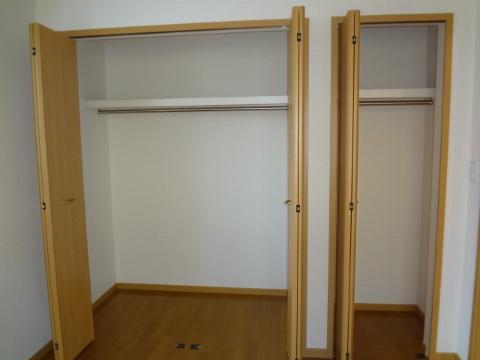 収納　クローゼット