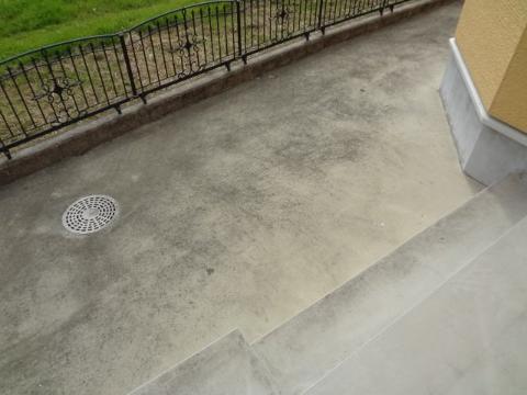 バルコニー　テラス