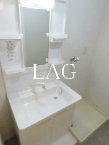 洗面設備　独立洗面台です。