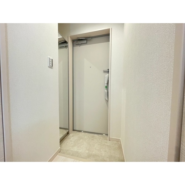 その他設備　玄関ドア