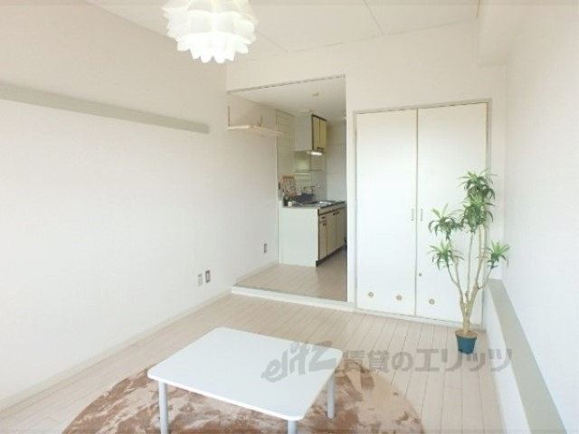 居室・リビング　洋室