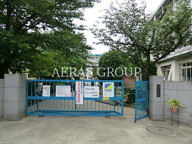 小学校　戸田市立笹目小学校（小学校）まで447m