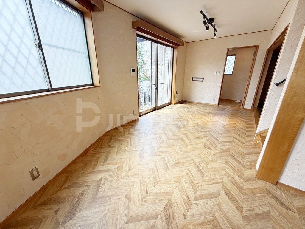 居室・リビング　エントランス