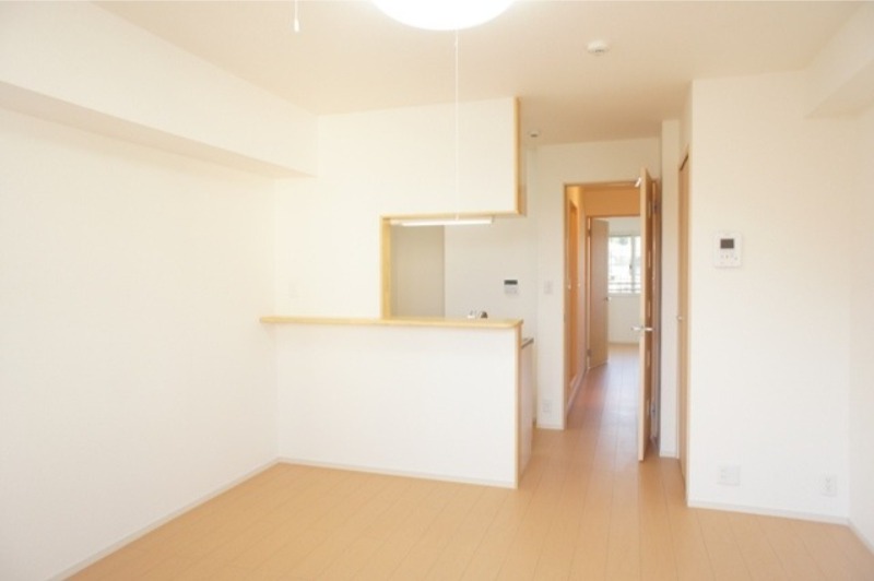 居室・リビング　図面と現状に相違がある場合には現状を優先