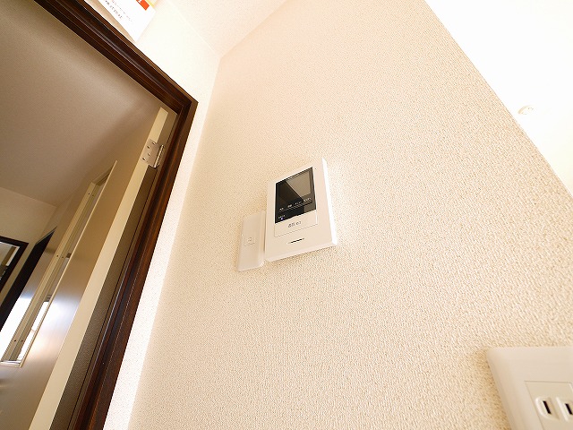 セキュリティ　モニター付きインターホン