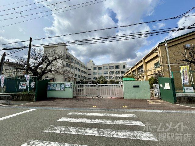 小学校　高槻市立郡家小学校（小学校）まで918m