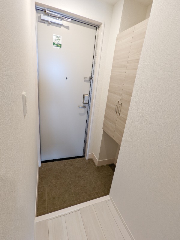 玄関　図面と現状に相違がある場合には現状を優先