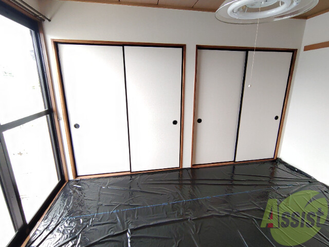 収納　収納は大きく、たくさんの物がしまえそうです。