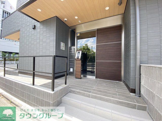 エントランス　エントランス