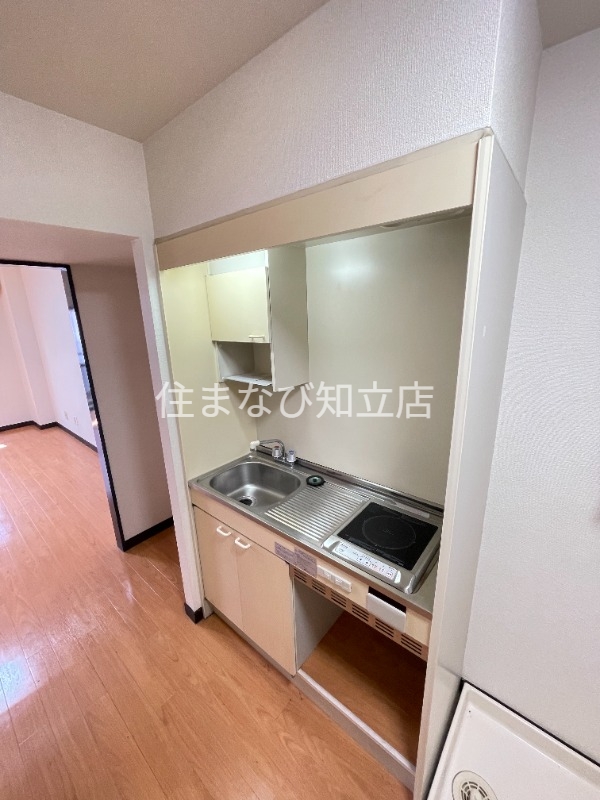 キッチン　同型別部屋写真
