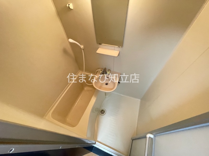 バス・シャワールーム　同型別部屋写真