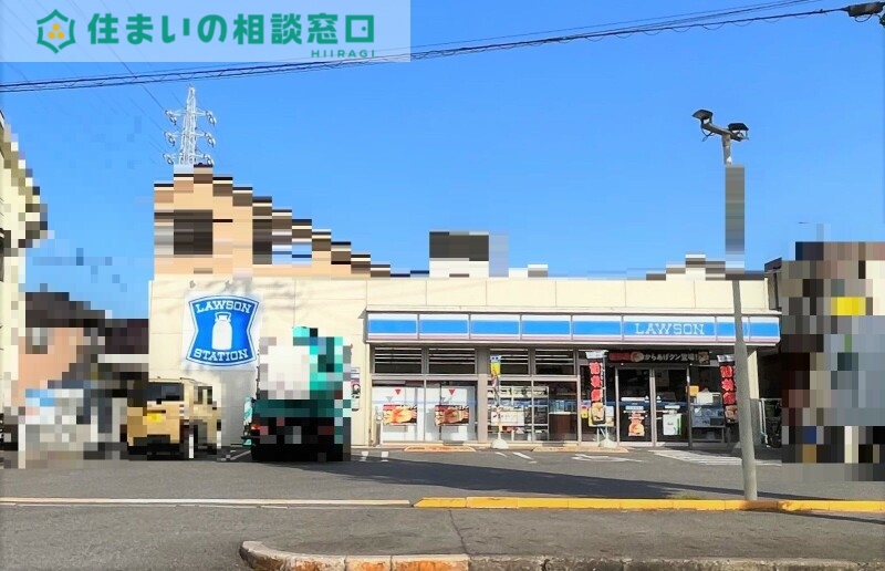 コンビニ　ローソン岡崎六名駅前店（コンビニ）まで137m