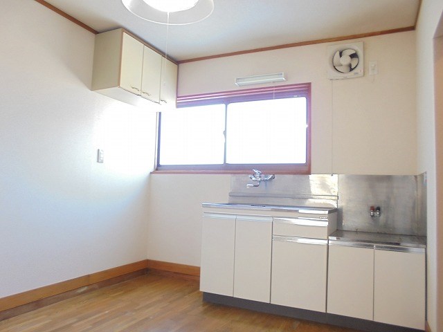 キッチン　写真は101号室です（参考）